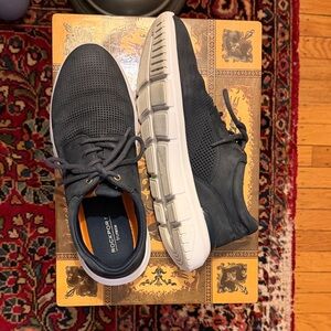 Rockport Men's Jaimie Blue and White Sneakers